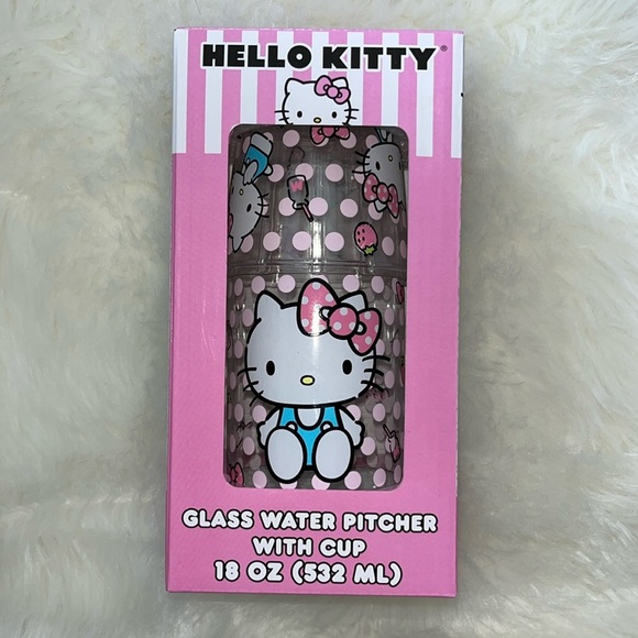 🆕 Hello Kitty Glass Water Pitcher and Cup - Picture 1 of 4
